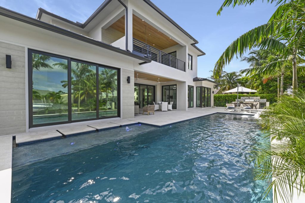 Coconut Palm Estate-Brand New Custom Build — image 23
